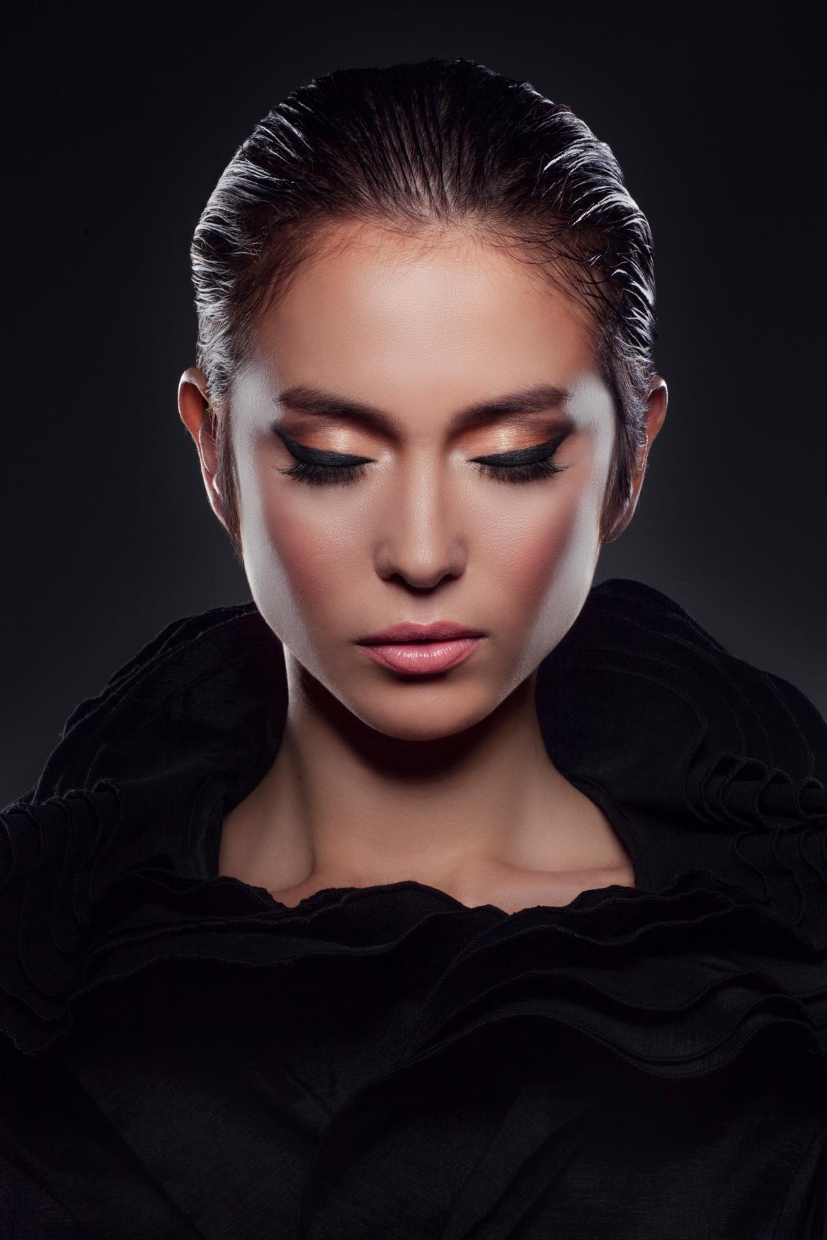 Wet Makeup Look