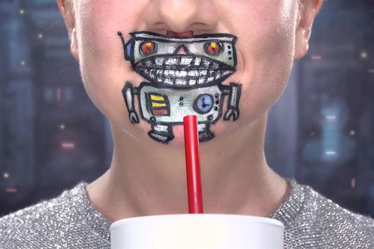 Sonic Sipsters Robot